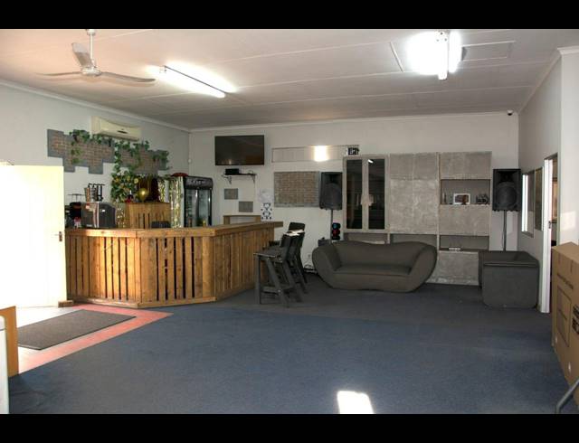 3,665M² BUSINESS FOR SALE IN VANDERBIJLPARK CE 6